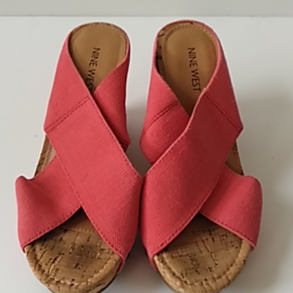 Nine West wedge slides size 7m